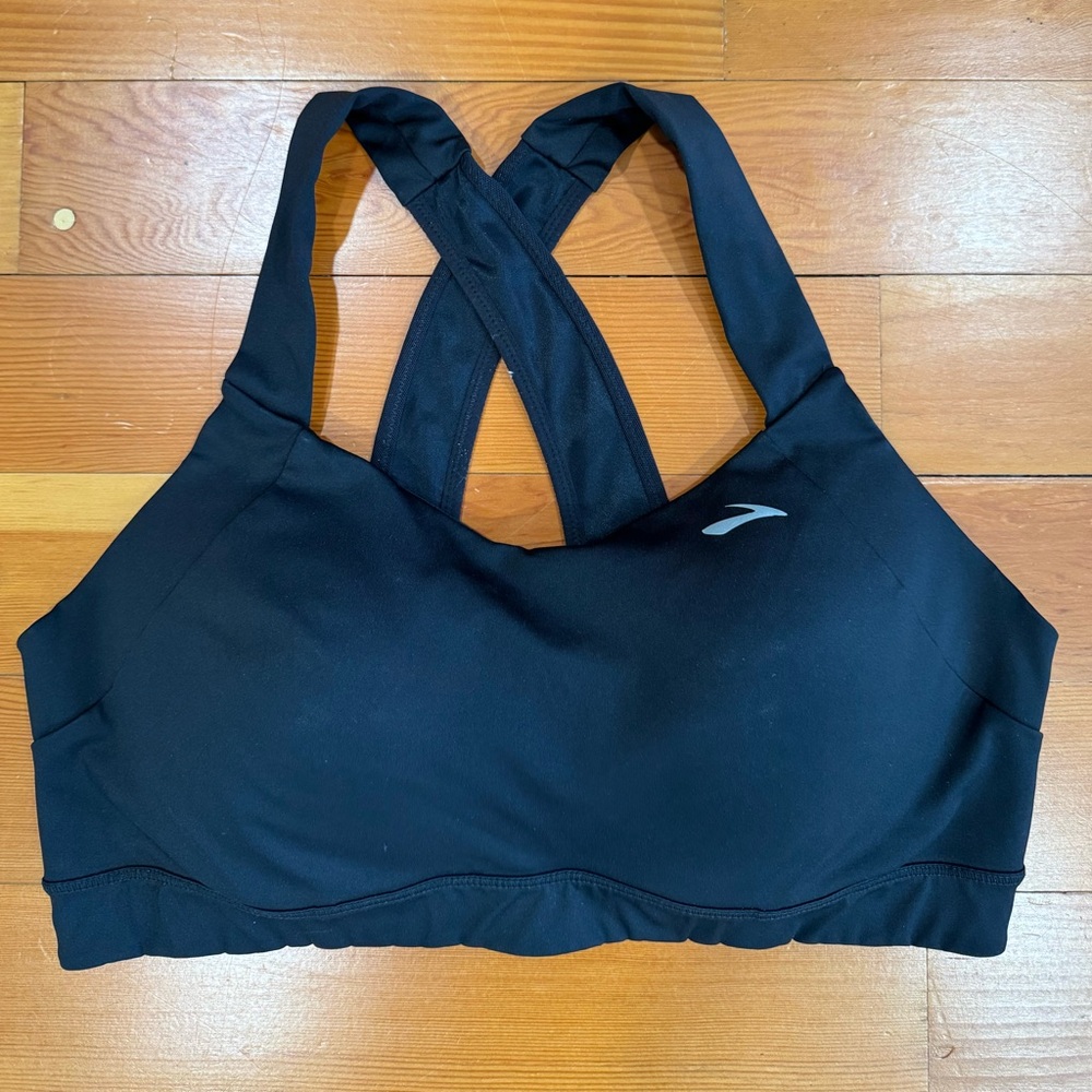 Brooks Black Cross-Back Medium Support Sports Bra
